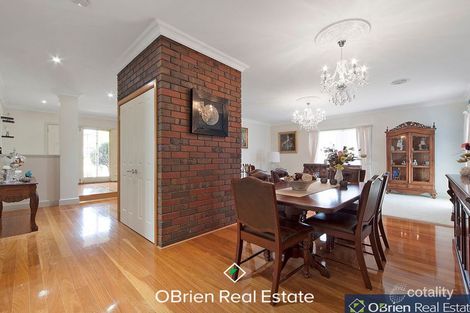 Property photo of 20 Vivienne Way Berwick VIC 3806