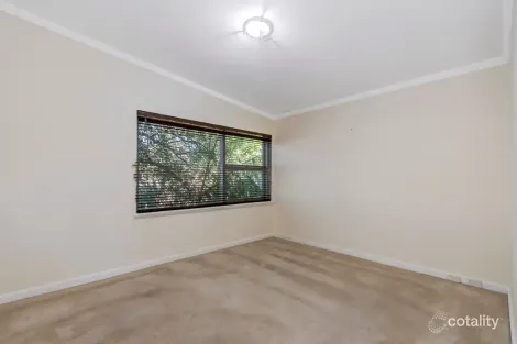 Property photo of 22 Irwin Road Embleton WA 6062