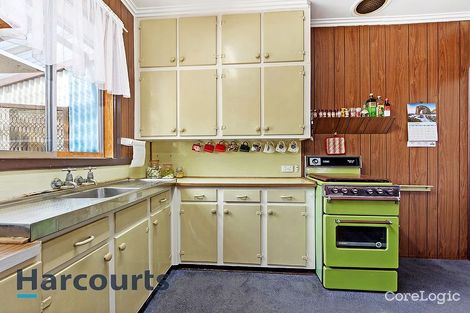 Property photo of 22 Dumfries Street Deer Park VIC 3023