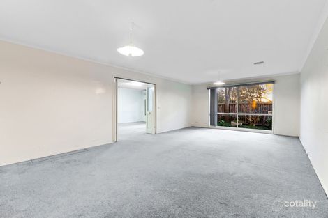 Property photo of 10 Bolwarra Court Cranbourne West VIC 3977