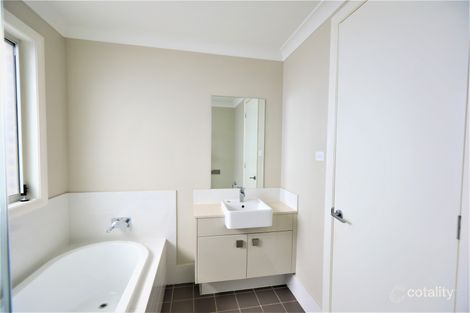 Property photo of 85 Caddies Boulevard Rouse Hill NSW 2155