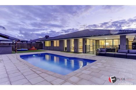 17 Keanefield Dr, Carramar, WA 6031