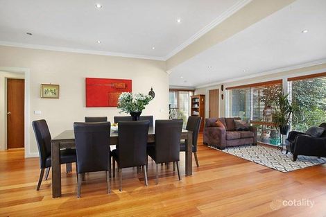Property photo of 39 Wickham Grove Strathmore VIC 3041