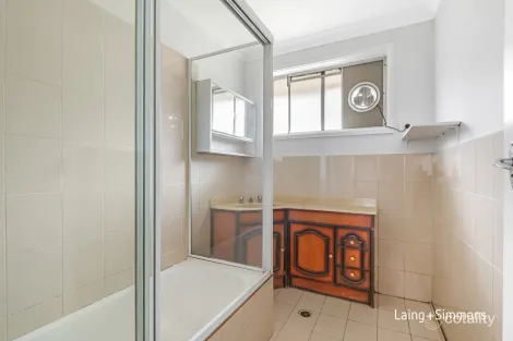 Property photo of 12 Pambula Crescent Woodpark NSW 2164