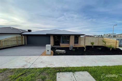 16 Elsa Tce, San Remo, VIC 3925