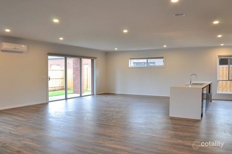 Property photo of 19 Aldinga Avenue Point Cook VIC 3030