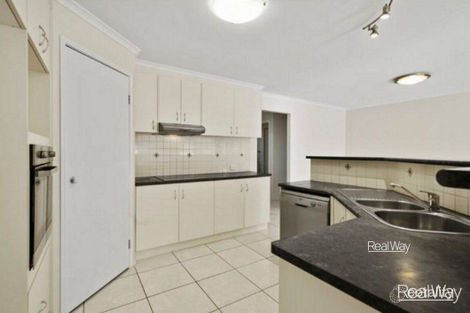 Property photo of 25 Balonne Drive Glenvale QLD 4350