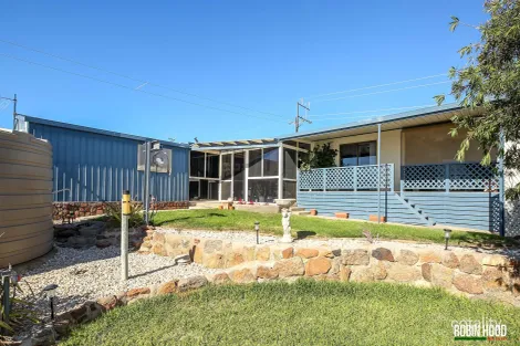 Property photo of 40 Carrow Terrace Port Neill SA 5604