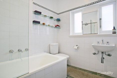 Property photo of 11/40-42 Ramsgate Avenue Bondi Beach NSW 2026