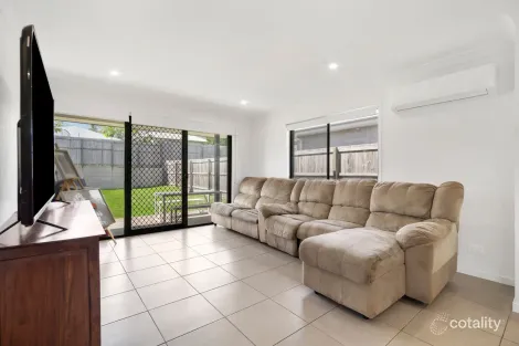 Property photo of 5 Priestly Place Redbank QLD 4301