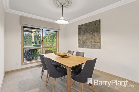 Property photo of 2 The Dell Croydon North VIC 3136
