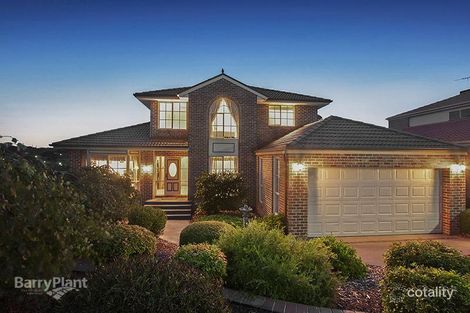 Property photo of 17 Valda Close Berwick VIC 3806
