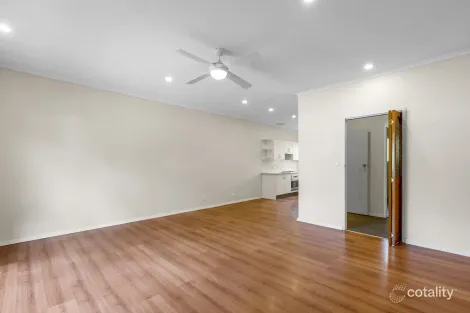 Property photo of 3/10 Barry Road Oaklands Park SA 5046