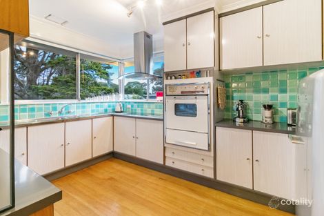 Property photo of 12 Bardia Avenue Seaford VIC 3198