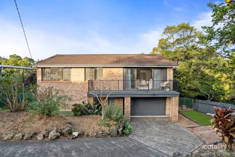 Property photo of 5 Rugby Close Wyoming NSW 2250