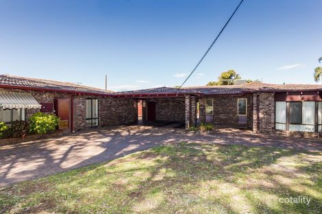 Property photo of 4 Islip Place Woodlands WA 6018