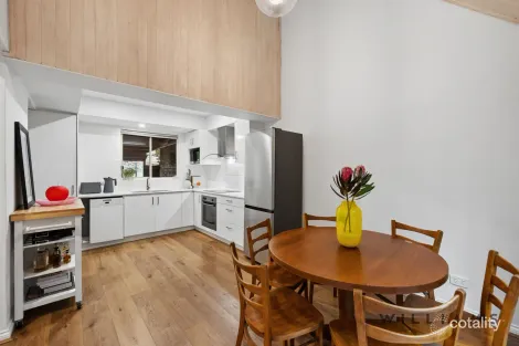 Property photo of 16 Ehmckes Lane Adelaide SA 5000