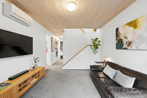 Property photo of 16 Ehmckes Lane Adelaide SA 5000