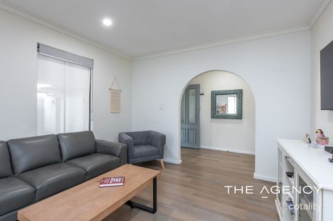 Property photo of 13 Flinders Avenue Hillarys WA 6025