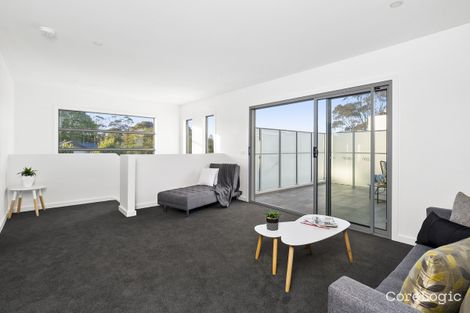 Property photo of 2/2 The Avenue McCrae VIC 3938