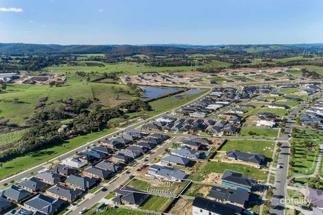 11 Avondale St, Officer, VIC 3809