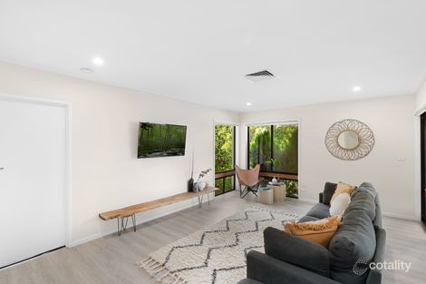 Property photo of 6 Highfield Place Kooringal NSW 2650