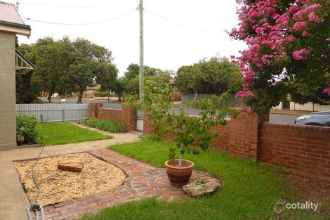 Property photo of 10 Phillips Street Parkes NSW 2870