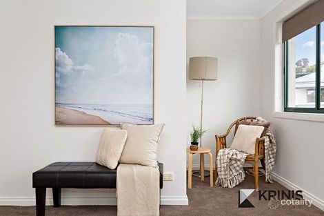 Property photo of 1 St Vincents Close Hallett Cove SA 5158