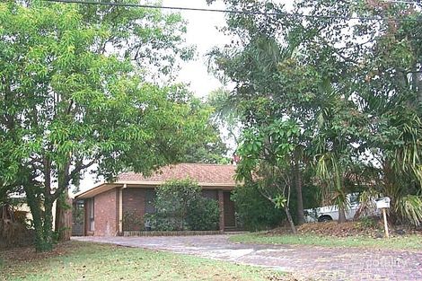 4 Dumfries Ct, Camira, QLD 4300