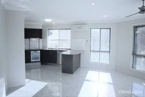 Property photo of 1/16 Thelma Avenue Biggera Waters QLD 4216