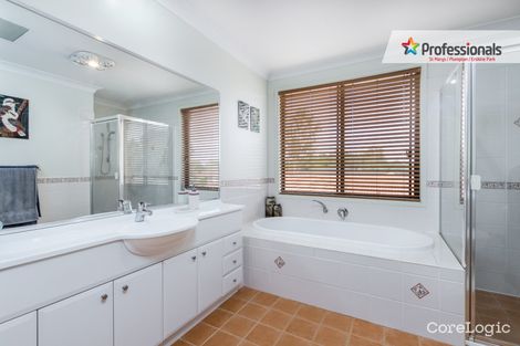 Property photo of 4 Tulip Place St Clair NSW 2759