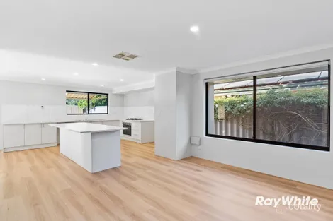 Property photo of 2A Duncan Road Coodanup WA 6210