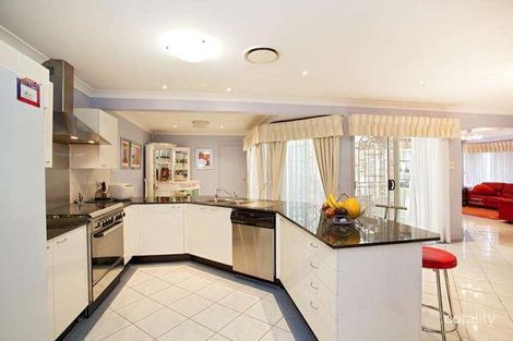 Property photo of 10 Delambre Place Hinchinbrook NSW 2168