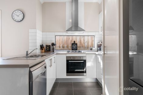 Property photo of 47 Burssi Circuit Doreen VIC 3754