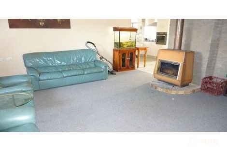 Property photo of 8 William Street Berridale NSW 2628