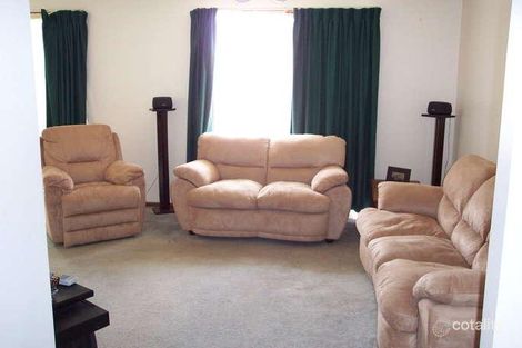 Property photo of 1 Lisa Court Langwarrin VIC 3910