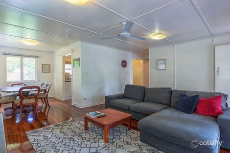 Property photo of 32 Sedgemoor Street Stafford Heights QLD 4053