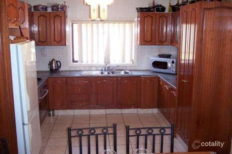 Property photo of 27 Larien Crescent Birrong NSW 2143