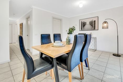 Property photo of 5 McKenzie Crescent Roxburgh Park VIC 3064