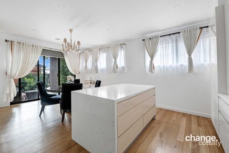 Property photo of 2/7 Campaspe Street Box Hill North VIC 3129