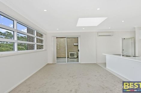 Property photo of 13/11-15 Peggy Street Mays Hill NSW 2145