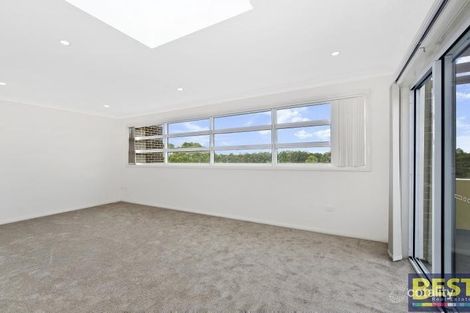 Property photo of 13/11-15 Peggy Street Mays Hill NSW 2145