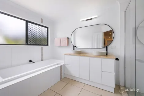 Property photo of 43 Yellow Cedar Place Palmwoods QLD 4555