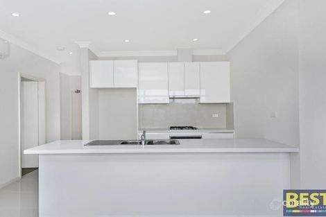 Property photo of 13/11-15 Peggy Street Mays Hill NSW 2145