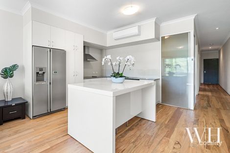 5/2-4 Pensioner Guard Rd, North Fremantle, WA 6159
