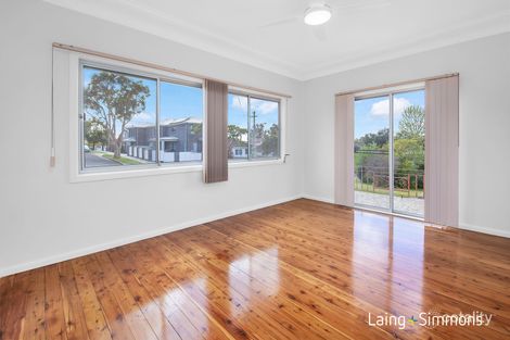 Property photo of 11 Kibo Road Regents Park NSW 2143
