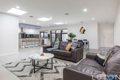 Property photo of 18 Lansell Circuit Wanniassa ACT 2903