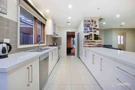 Property photo of 7 Bugatti Court Mill Park VIC 3082