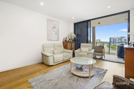 802/110-112 Frank St, Labrador, QLD 4215