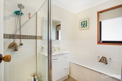Property photo of 5 Reynolds Grove Romsey VIC 3434